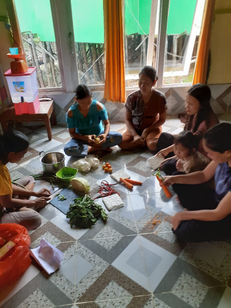 Edukasi Pengelolaan Pangan Sehat dan Bergizi di Desa Tanjungsari